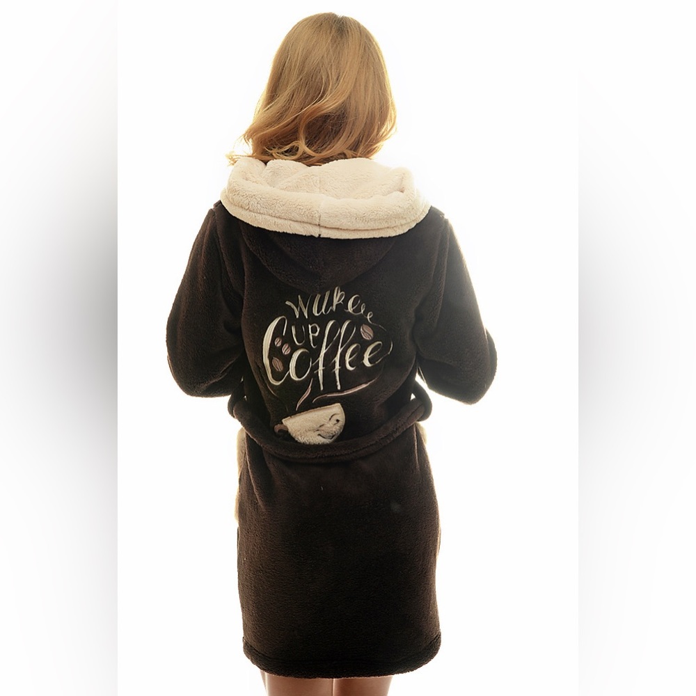 DH115 NEW Poppy Diary Brown-Coffee Wake Up Coffee Embroidered Plush Bathrobe